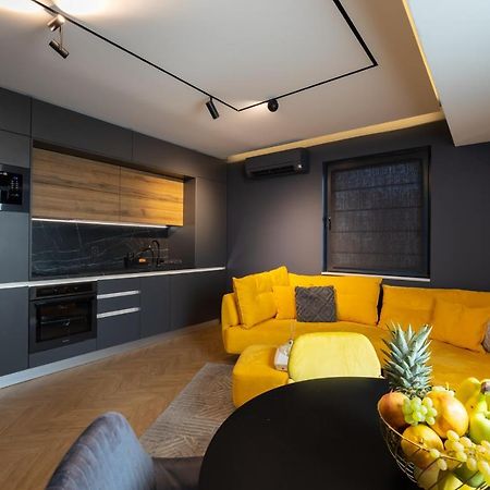 Topaz Beachfront Apartment Varna Esterno foto